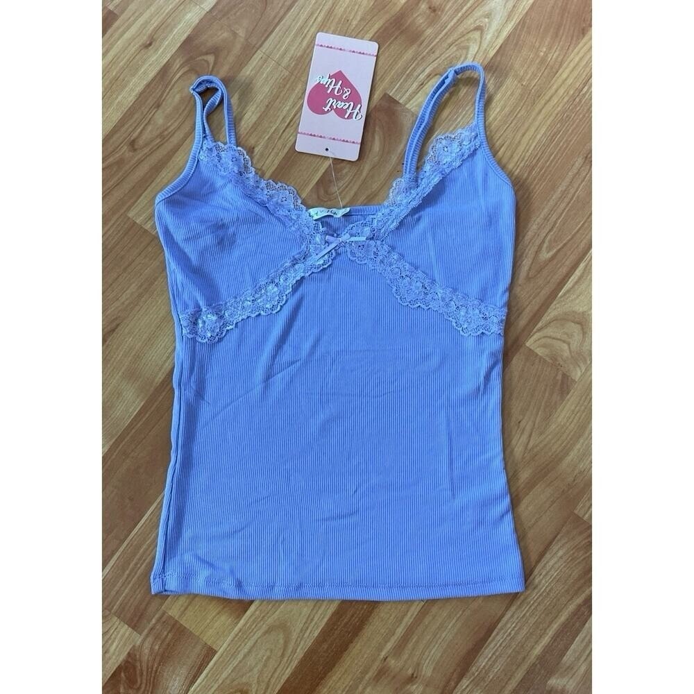 Heart Hips Tank Top New With Tag  Lavender color adjustable straps